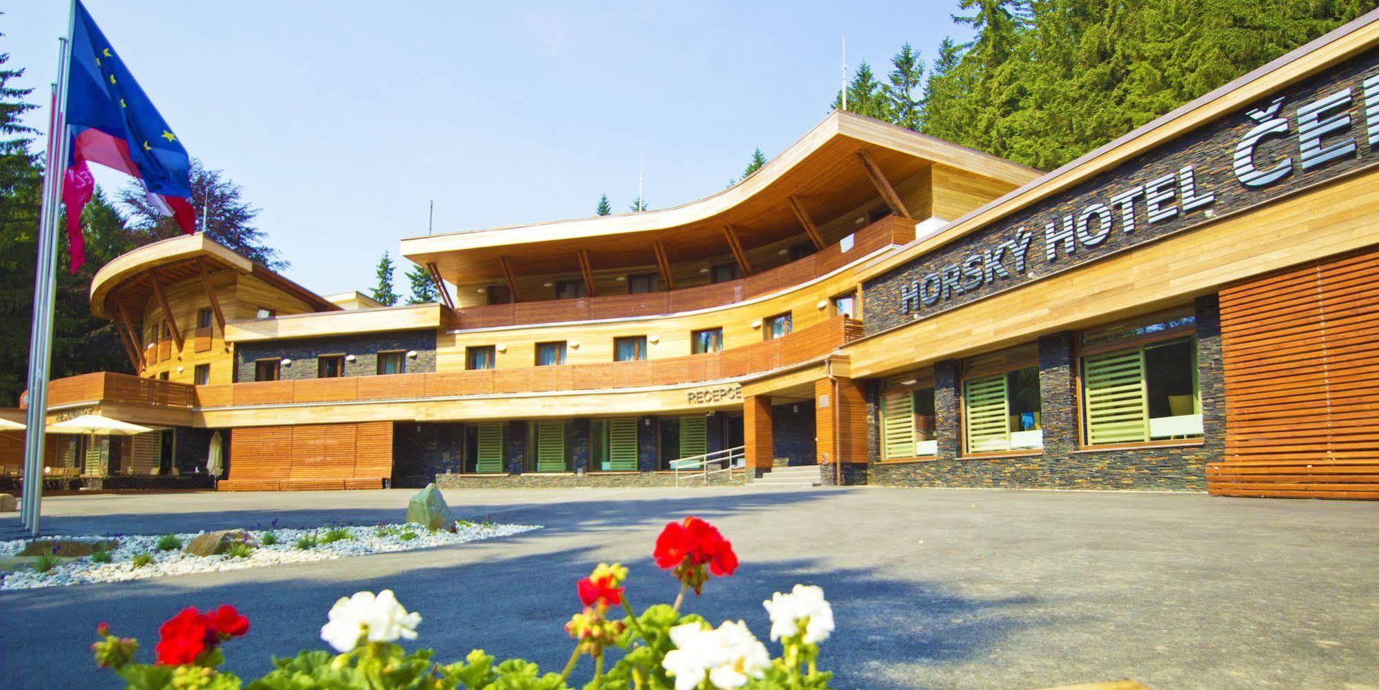 Horsky Hotel Celadenka / Mountain Resort Čeladná Extérieur photo
